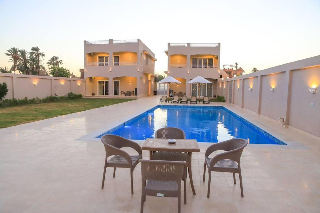 Royal Nile Villa - Nile View Apartment 1 樂蜀 外观 照片