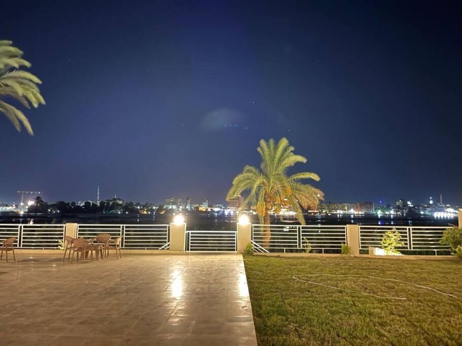 Royal Nile Villa - Nile View Apartment 1 樂蜀 外观 照片