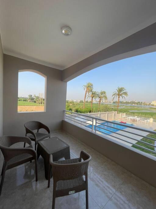 Royal Nile Villa - Nile View Apartment 1 樂蜀 外观 照片